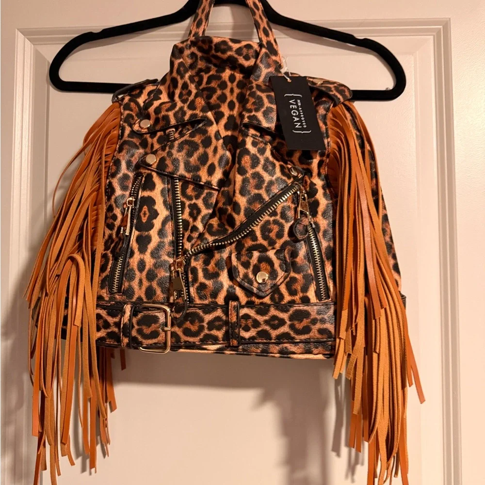 🐈NWT Vegan Leopard Backpack with Fringe🐈 - Picture 2 of 7